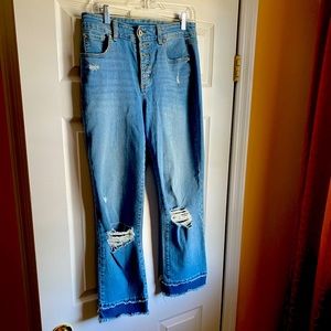 Inc. Concepts button fly frayed cropped jeans